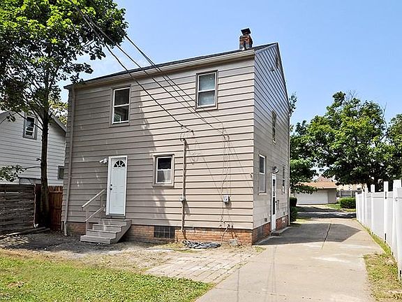 3rd image of 4317 W 132nd St