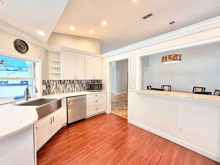6642 Middlesex Pl — Photo 7