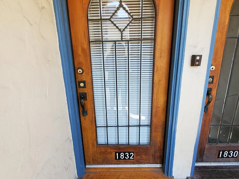 1832 Walnut St — Photo 5