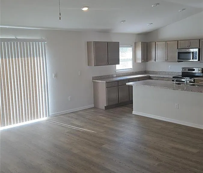8398 SW 138th Pl — Photo 15