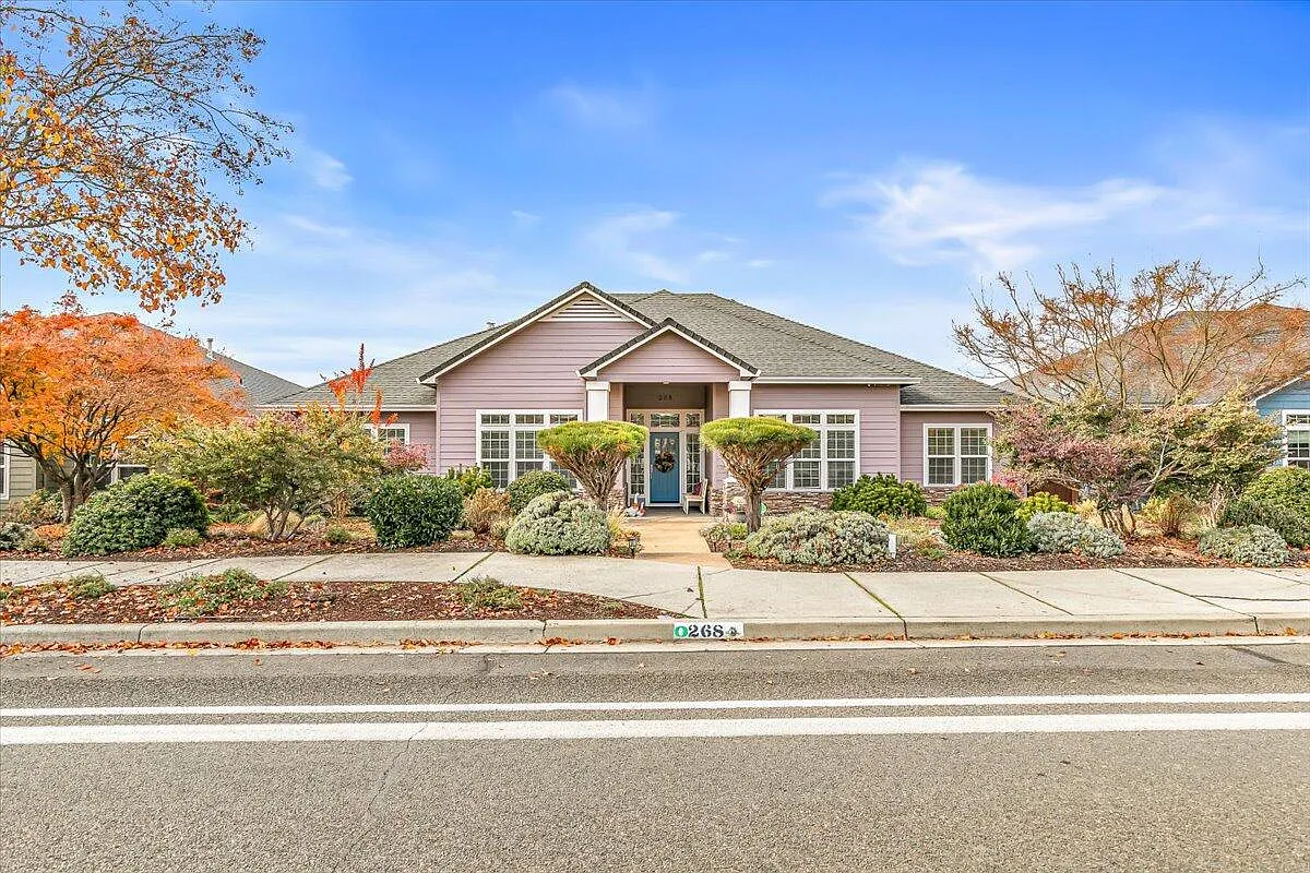268 Robert Trent Jones Blvd photo 1