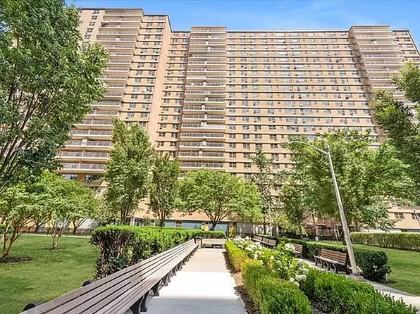 2915 W 5th St APT 10E, Brooklyn, NY 11224