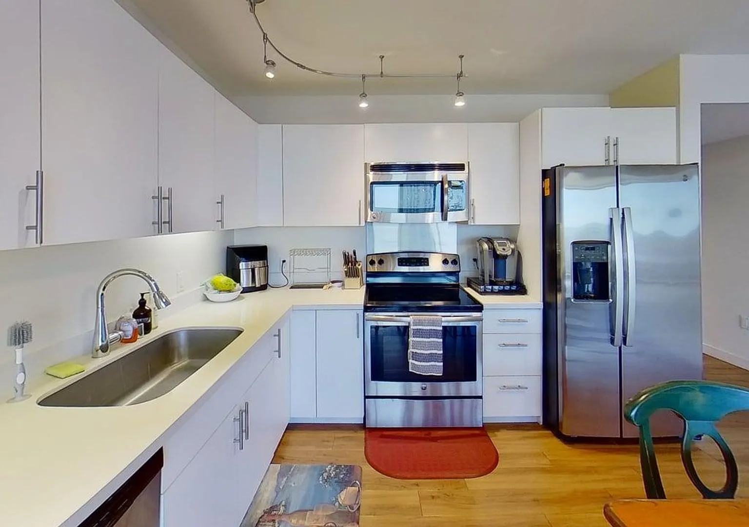 Modern 2BR/2BA at Symphony Honolulu Ocean & City Views in the Heart of Kakaako — Photo 4
