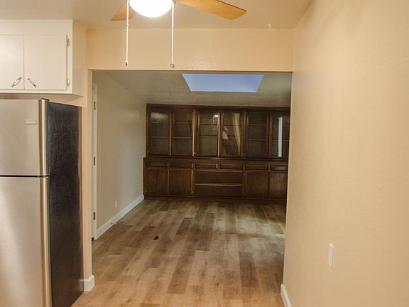 4th image of 265 Ironwood St