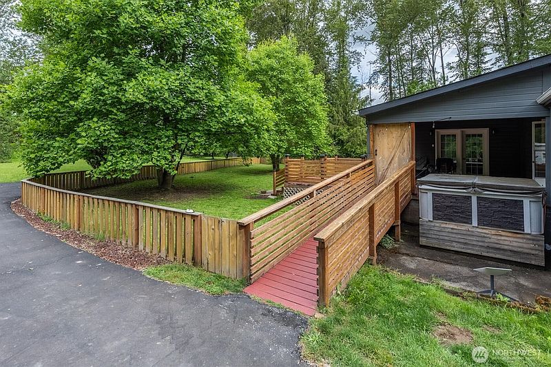 3rd image of 155 Rivendell Lane