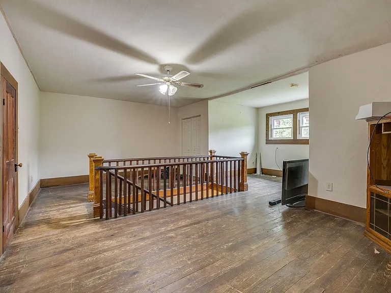 206 Old Stage Coach Rd — Photo 29