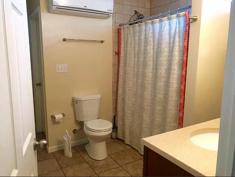 36 Cowan St #1 photo 1