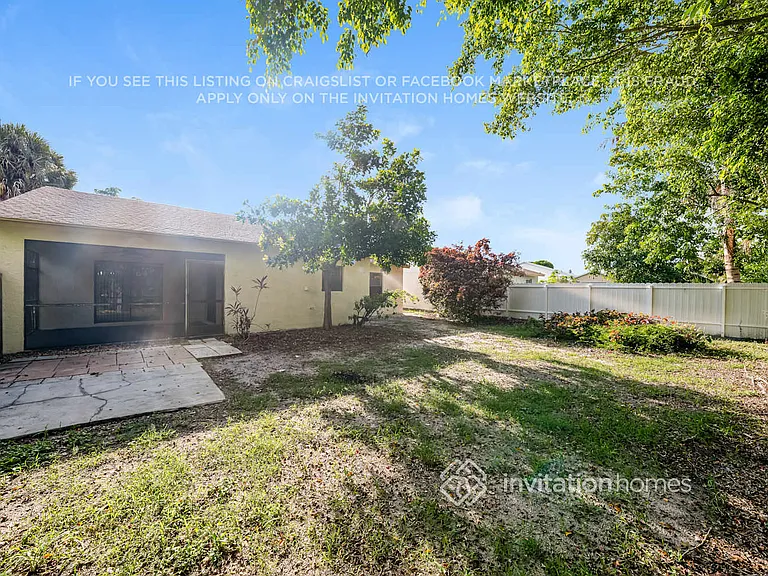 5646 Lincoln Cir E — Photo 15