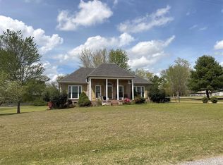 3 Windridge Dr, Fayetteville, TN 37334