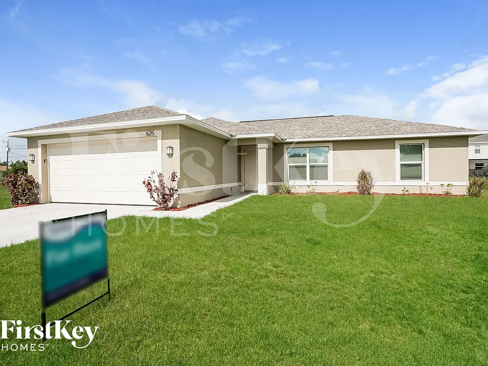 625 SW 13th Ter