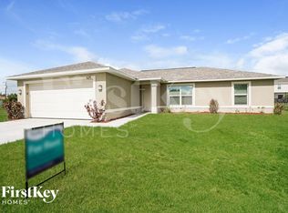 625 SW 13th Ter, Cape Coral, FL 33991