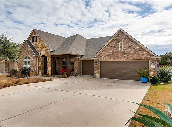 4th image of 260 Sand Hills Ln