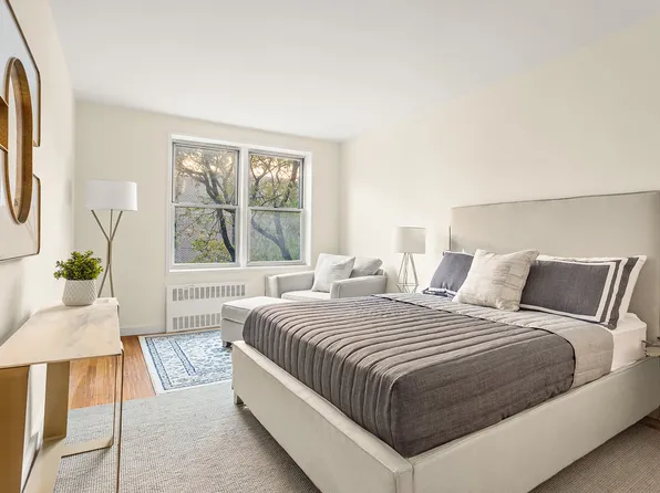 64 East 94th Street 4E image 9 of 10