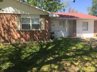 1309 W Bishop Dr, Rogers, AR 72756