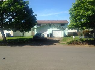 855 Cloverleaf Loop, Springfield, OR 97477