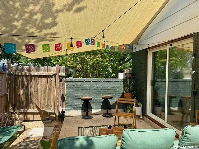 7430 Saddlewood St — Photo 18