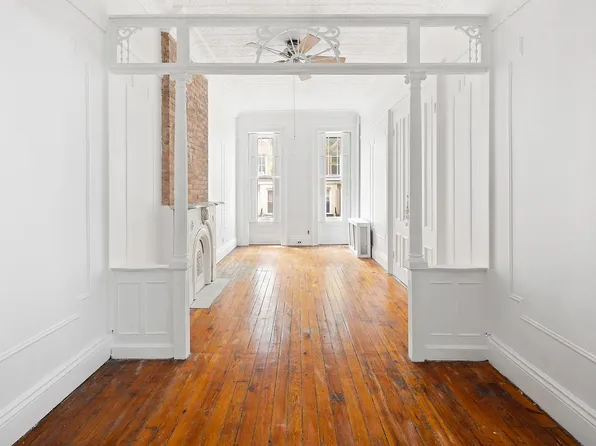 367 Sackett St, Brooklyn, NY 11231