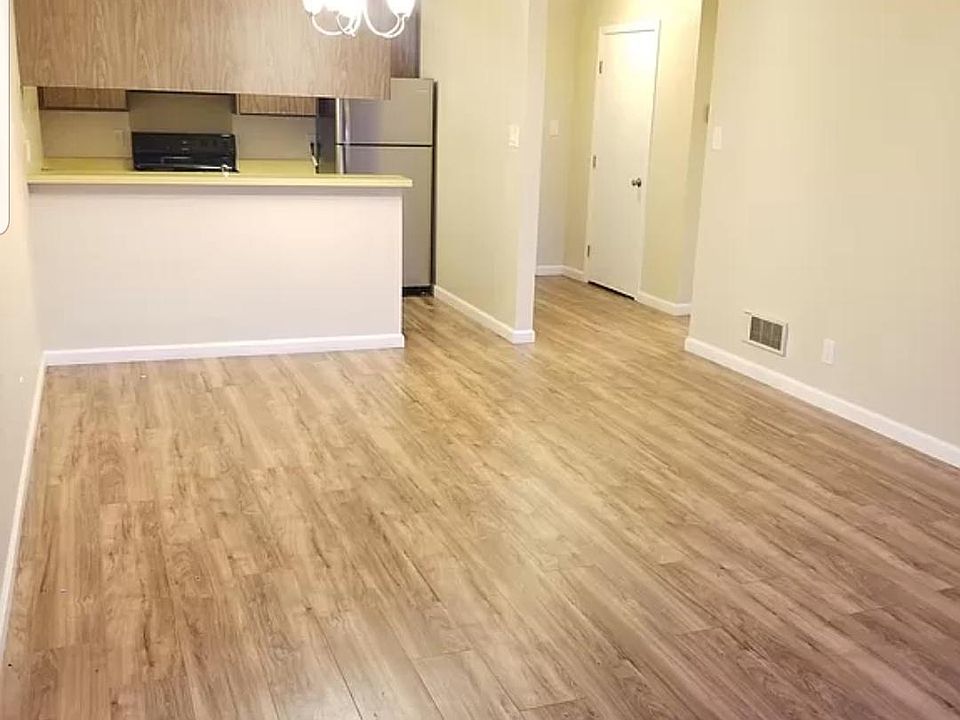 1st image of 338 Alida Way #0