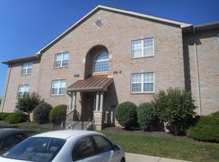 203 Ashley Village Dr, Alexandria, KY 41001