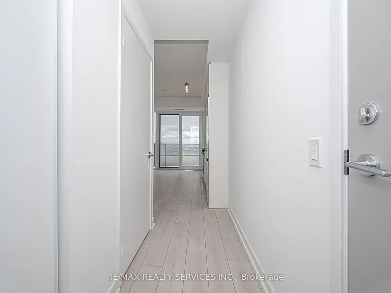 Malta Ave — Photo 6