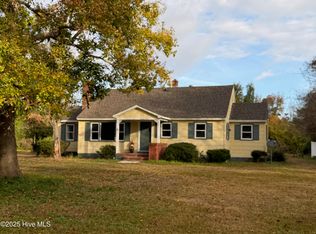 547 Pigott Rd, Gloucester, NC 28528