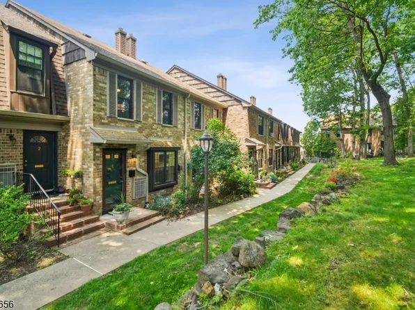 181 Long Hill Road #3, Little Falls Twp., NJ 07424