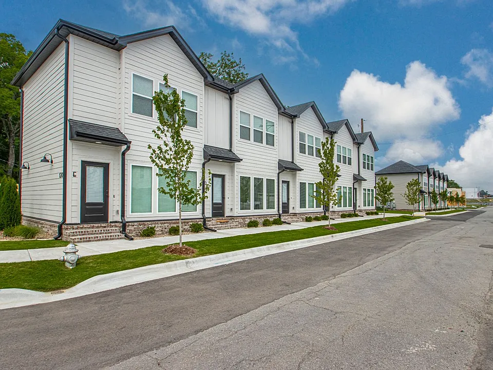 1 Bed Bath Townhome in Rockwater Village - Downtown North Little Rock