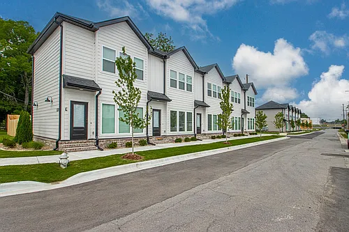 1 Bed Bath Townhome in Rockwater Village - Downtown North Little Rock Photo 1
