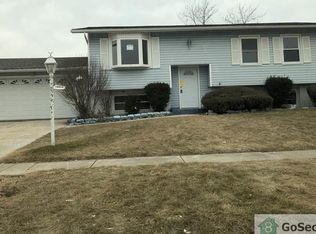 11815 S State St, Chicago, IL 60628