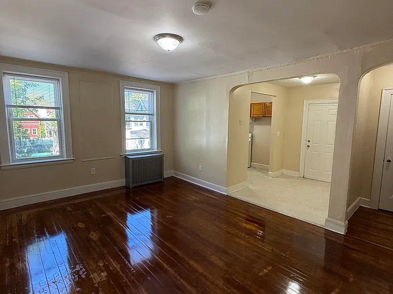 34 Hotchkiss St #B4 — Photo 3