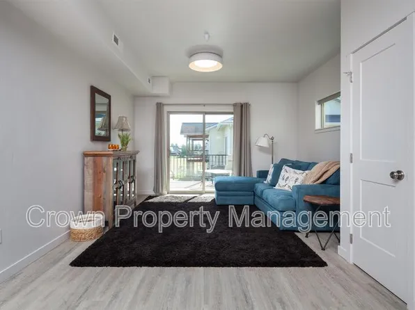 201 Sawyer Ln APT F, Kalispell, MT 59901