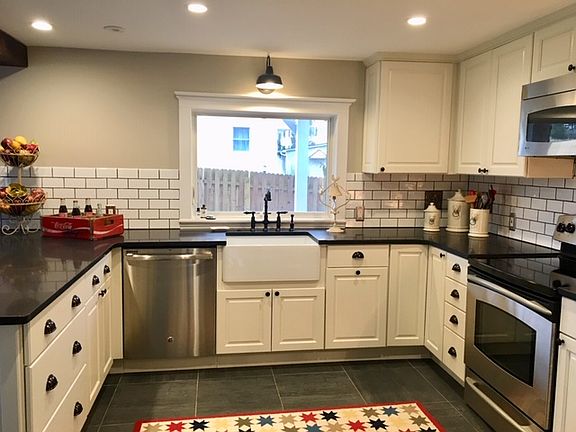 NEW WHITE KITCHEN CABINETS