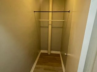 138 Clinton Ave #B, Newark, NJ 07114