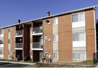 2505 12th Pl SE APT 302, Washington, DC 20020
