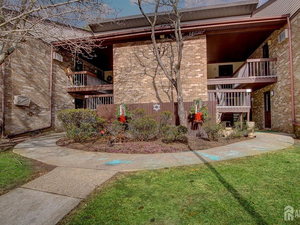 1st image of 167 Amberly Dr Unit C