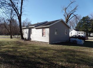 621 W Benton St, Siloam Springs, AR 72761