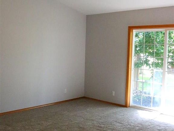 5th image of 4013 Silverlake Ct