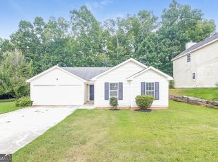 7125 Mahogany Dr, Fairburn, GA 30213