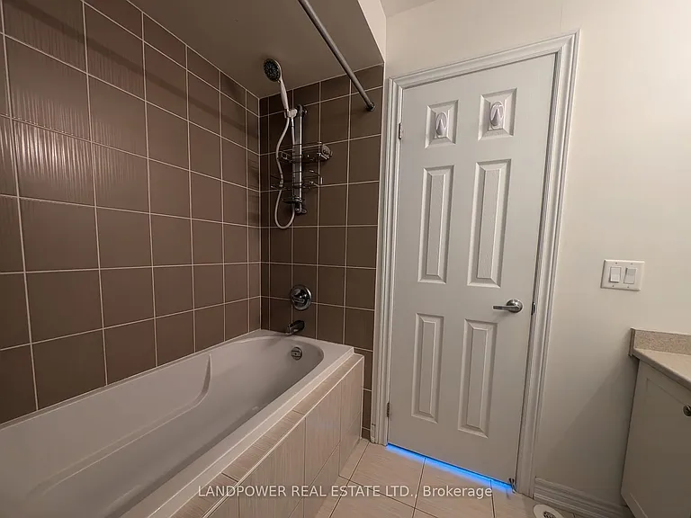 9872 McCowan Rd — Photo 17