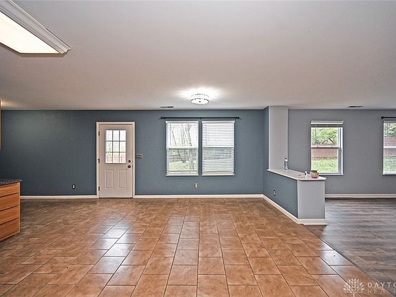 4th image of 6241 Skyline Dr