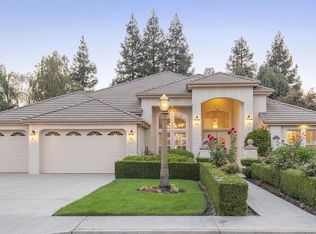 4924 W Lakewood Dr, Visalia, CA 93291