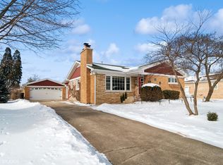 5834 N Luna Ave, Chicago, IL 60646