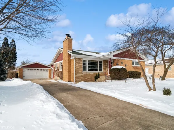 5834 N Luna Ave, Chicago, IL 60646