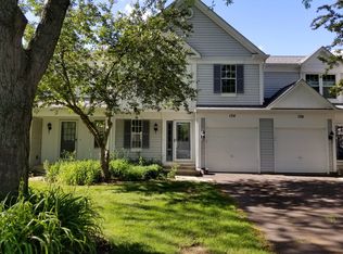 134 Park Ridge Ln, Aurora, IL 60504