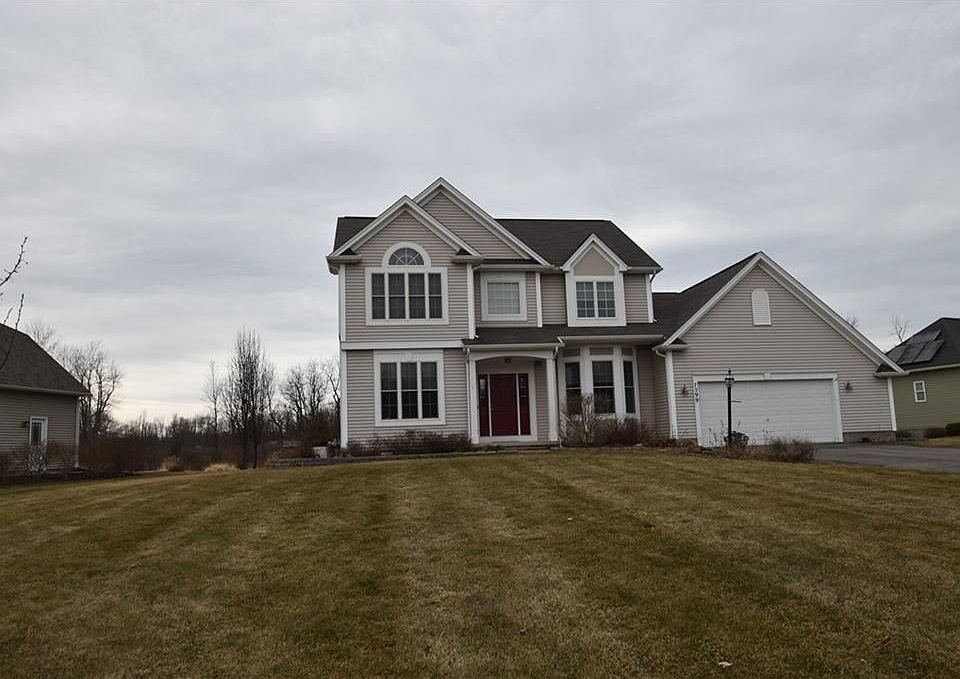 1st image of 7599 Lake Meadow Dr