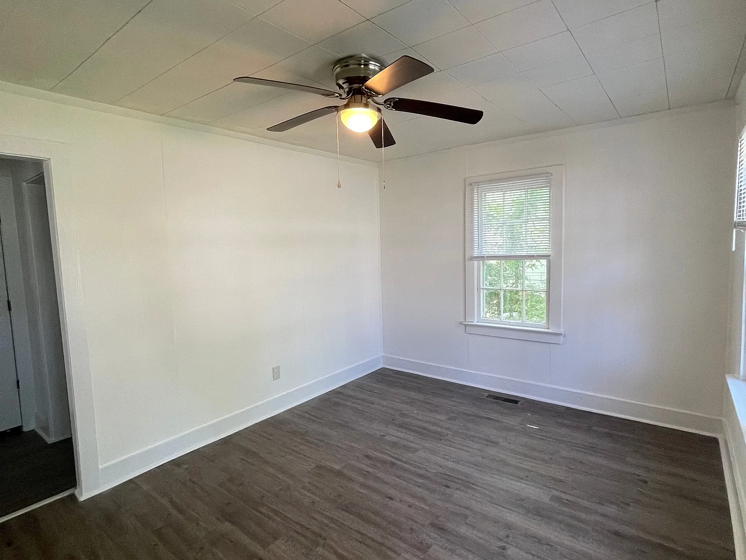 2 bed, 692 sqft, $1,125 — Photo 2