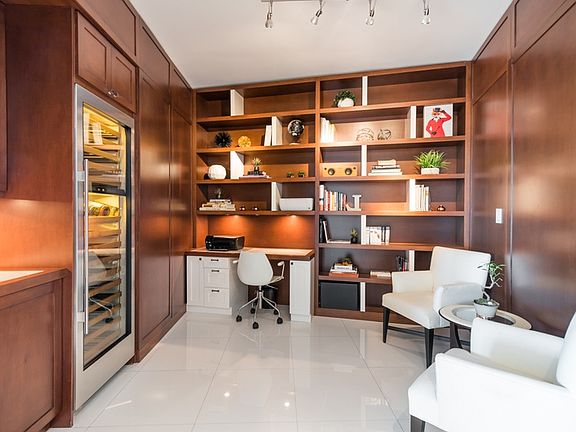 4th image of 900 Biscayne Blvd APT 4206