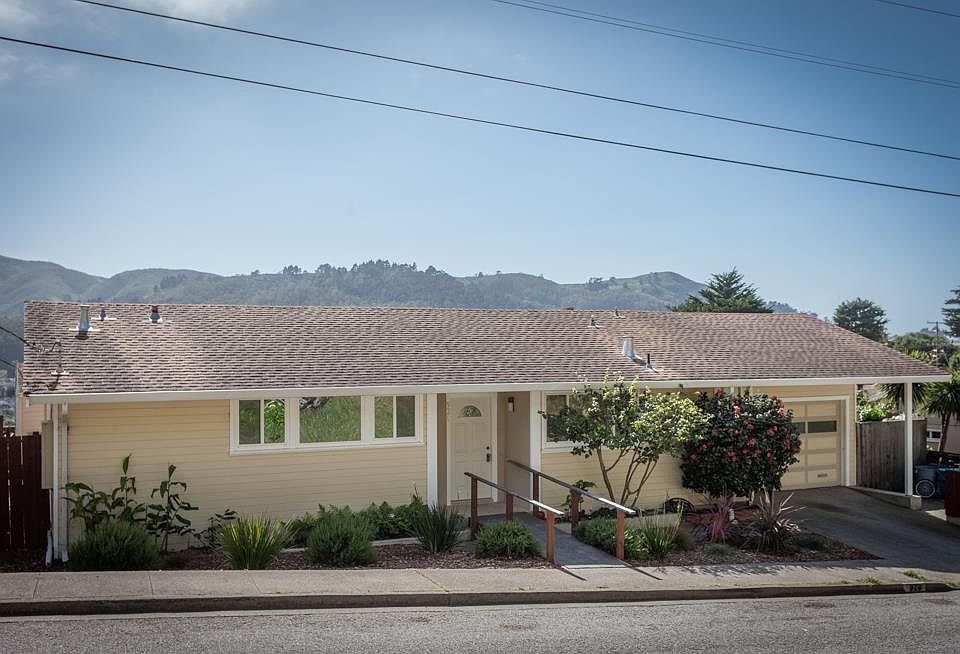 1st image of 920 Corona Dr