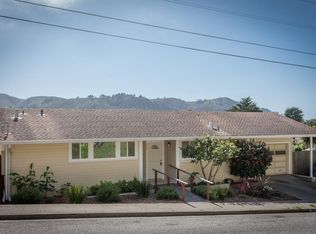 920 Corona Dr, Pacifica, CA 94044