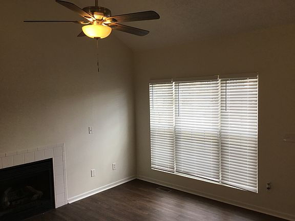 3rd image of 1877 Bay Port Dr